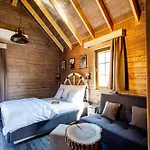 Resort Western Camp