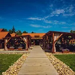 منتجع Western Camp 2*