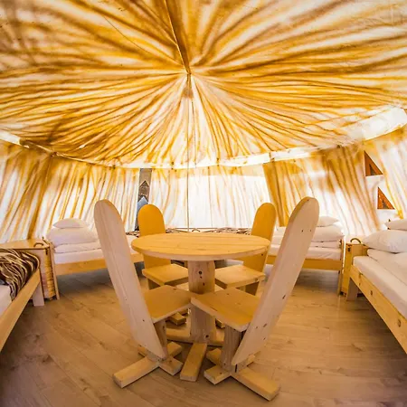 Western Camp Resort 2*