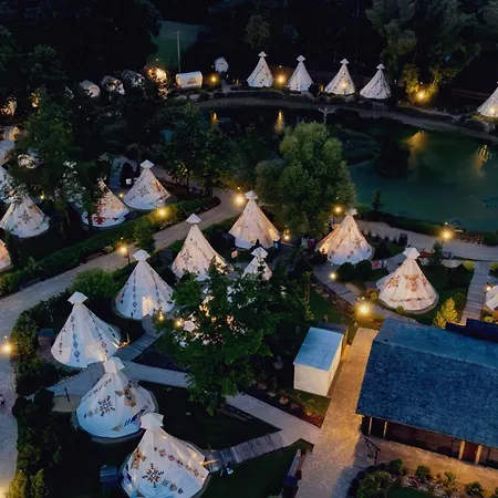 Western Camp Затор