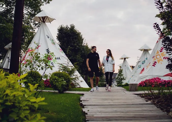 Western Camp リゾート 2*