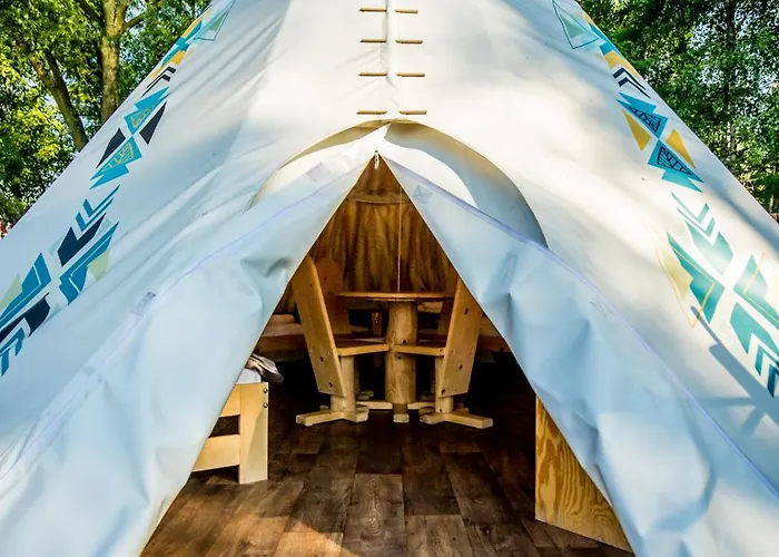 リゾート Western Camp ザトル