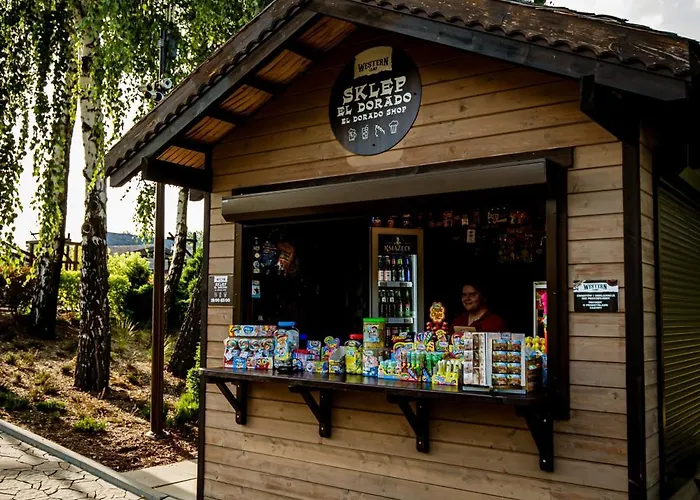 リゾート Western Camp ザトル